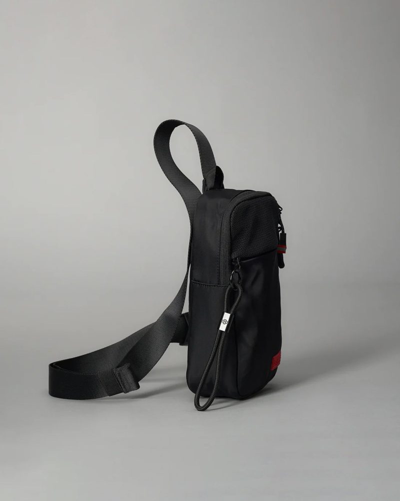 ODYSSEY Crossbody Pack Black 004