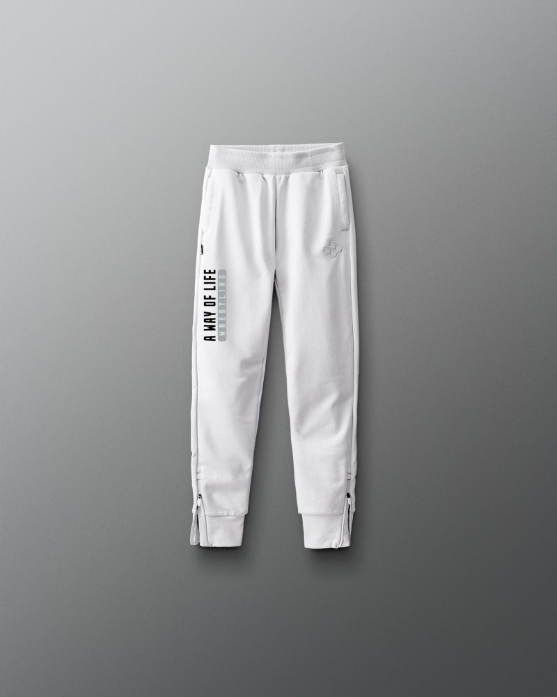 Y RUDJG1017 A Way Of Life Bold Jogger White 0001